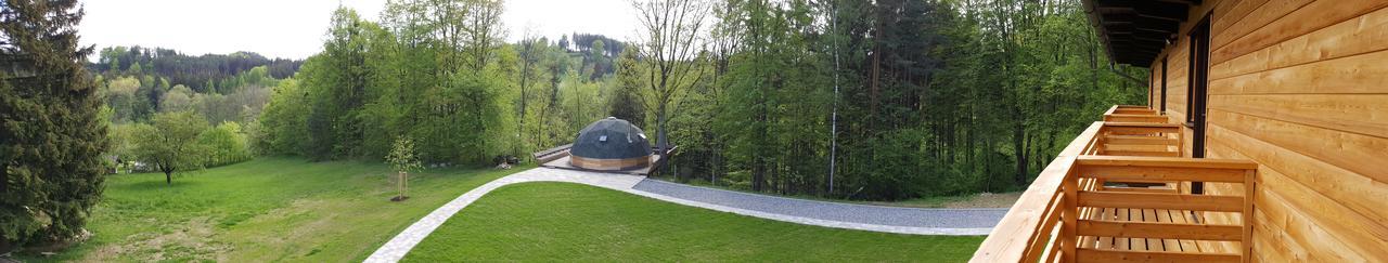 Dum Bratri Capku Hotel Budislav  ภายนอก รูปภาพ